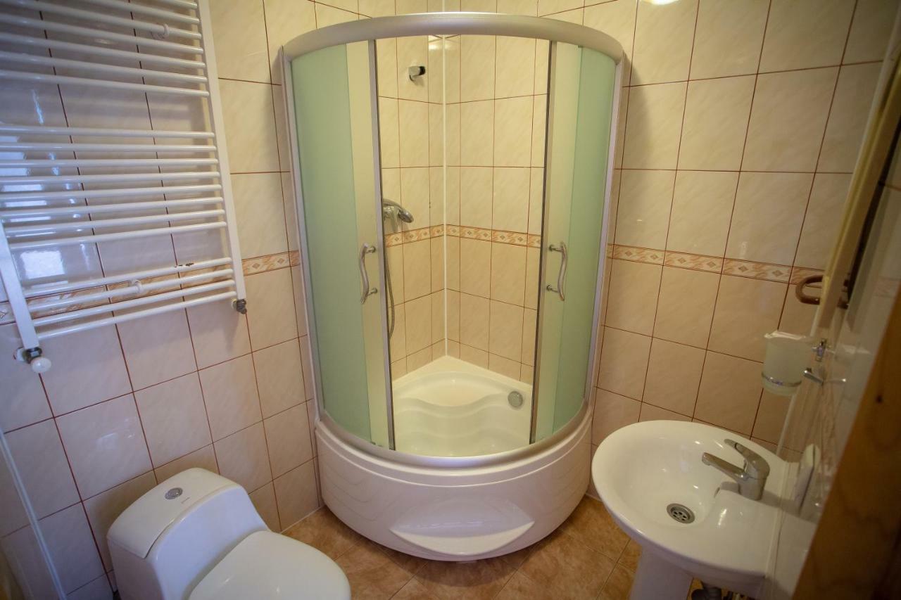 Synyogora Hotel Яремче Екстериор снимка