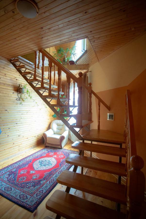 Synyogora Hotel Яремче Екстериор снимка